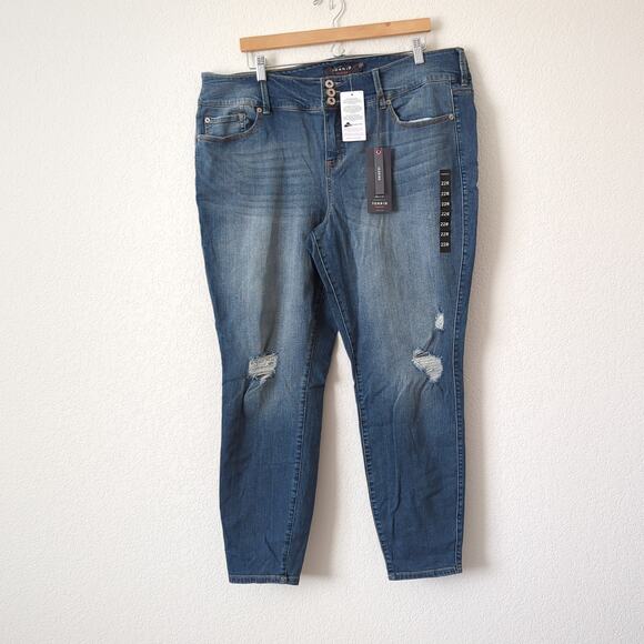 NWT TORRID Women's Jeans Plus Size 22R Jeggings Distressed Premium Stretch - Picture 5 of 8